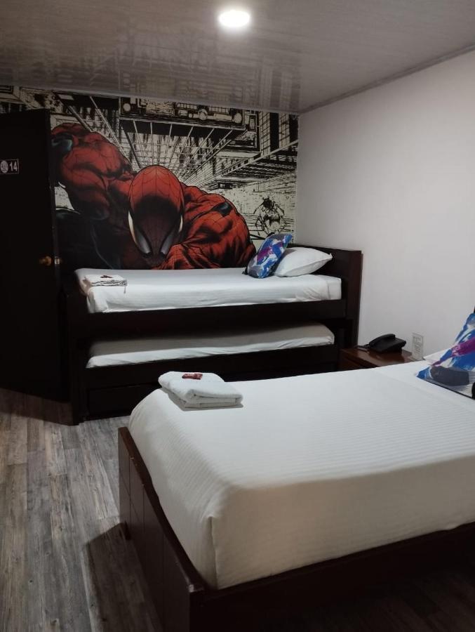 Hotel Comic City Bogotá Zewnętrze zdjęcie