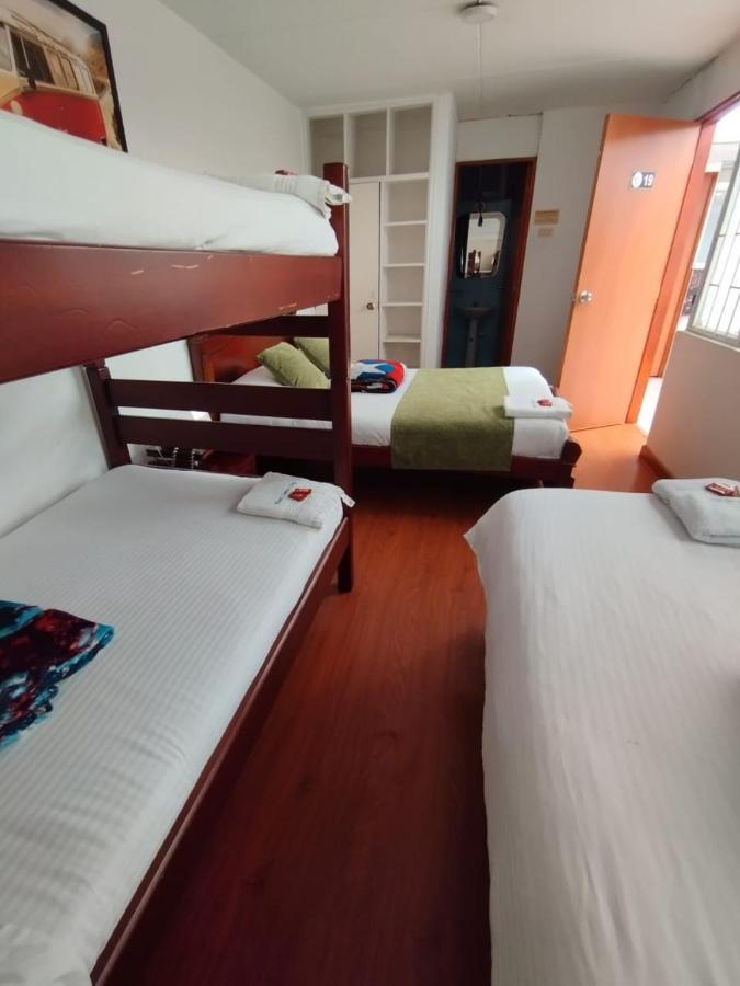 Hotel Comic City Bogotá Zewnętrze zdjęcie